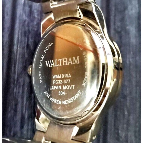 Pristine Rare Vintage WALTHAM President 80's Black Date just Retro Men's Watch - Picture 8 of 11